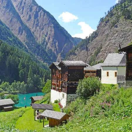 Aragon E112 By Interhome *