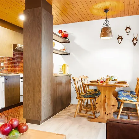 Aragon E112 By Interhome